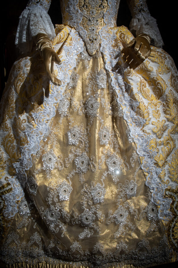 costume taglio storico lampasso donna nicolao atelier venezia 2