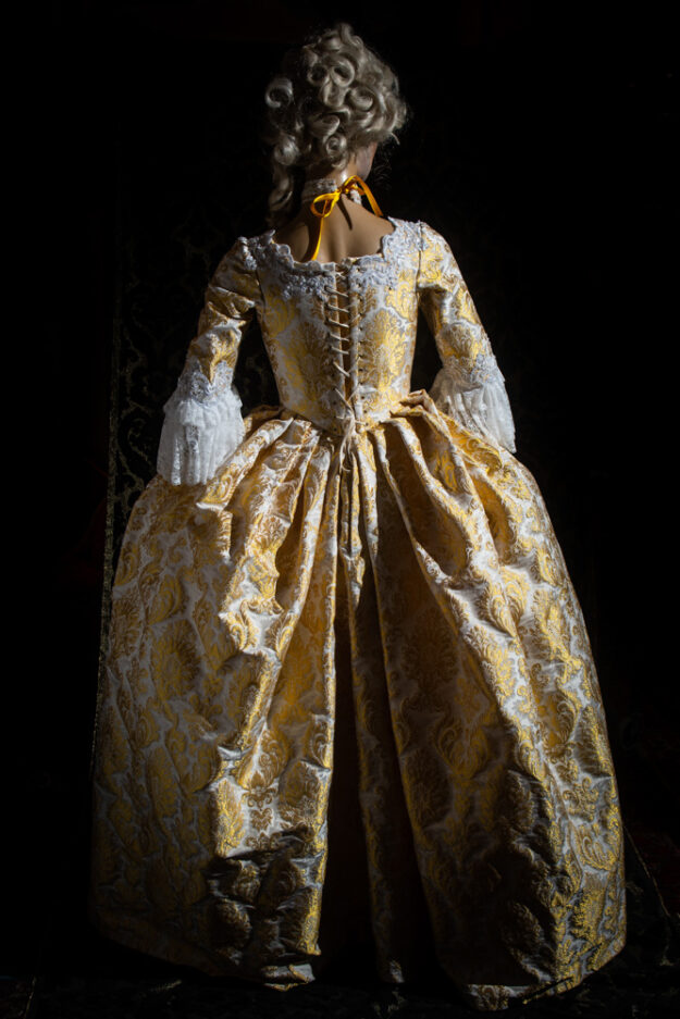 costume taglio storico lampasso donna nicolao atelier venezia 3